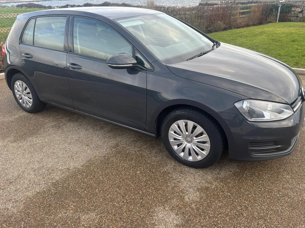 Volkswagen Golf 2014 - Image 1