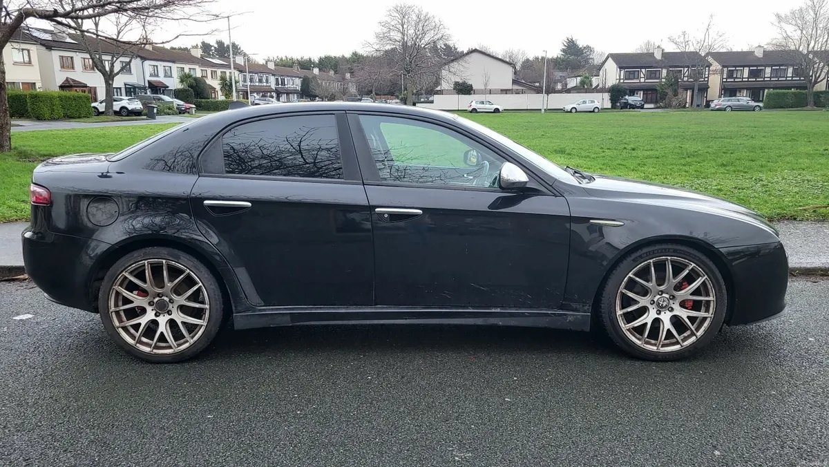 Alfa Romeo 159 2006 - Image 3
