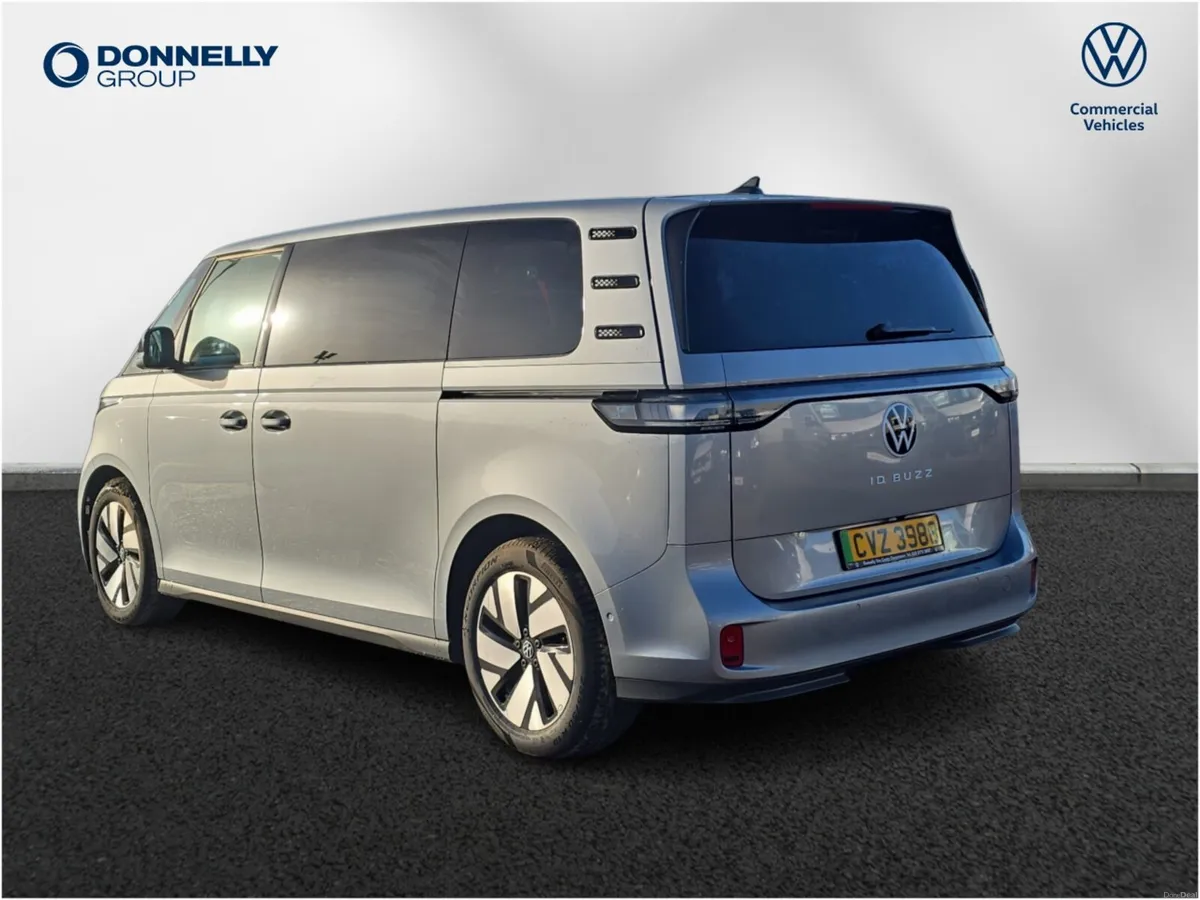 Volkswagen Id. Buzz Estate Life Pro - Image 2
