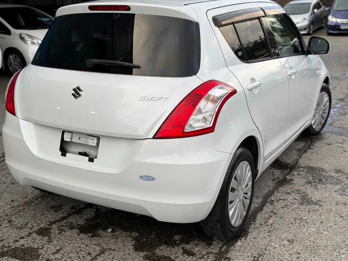 2013 Suzuki Swift 1.2 Automatic - Image 4