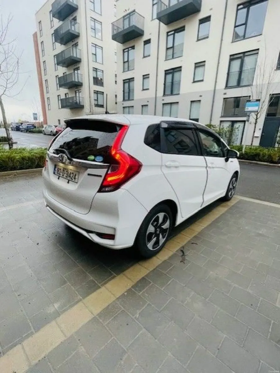 2018 (Dec) Honda Fit Hybrid, Auto, Low Mileage - Image 2