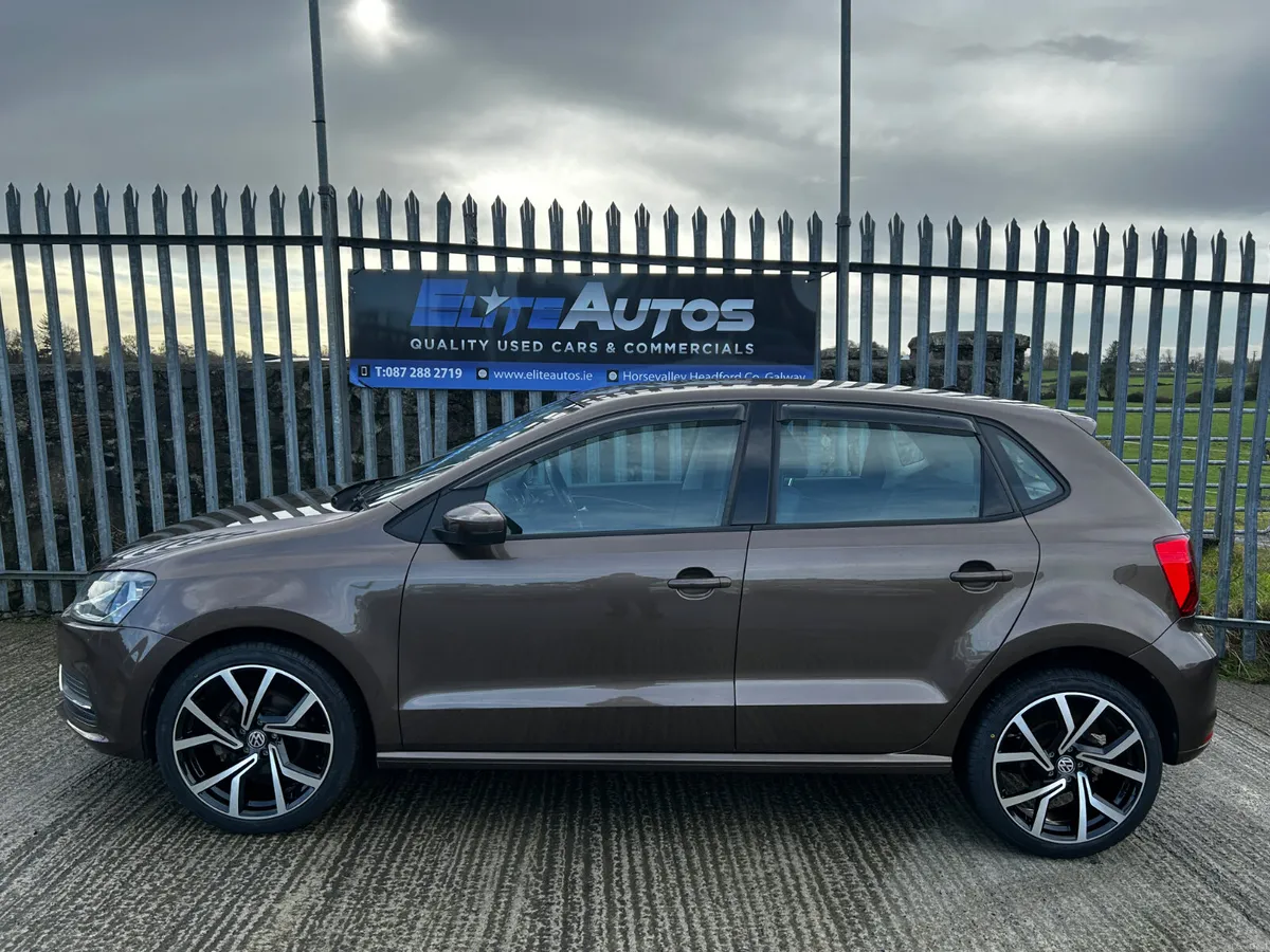 Volkswagen Polo TSI DSG Automatic 2015 - Image 3