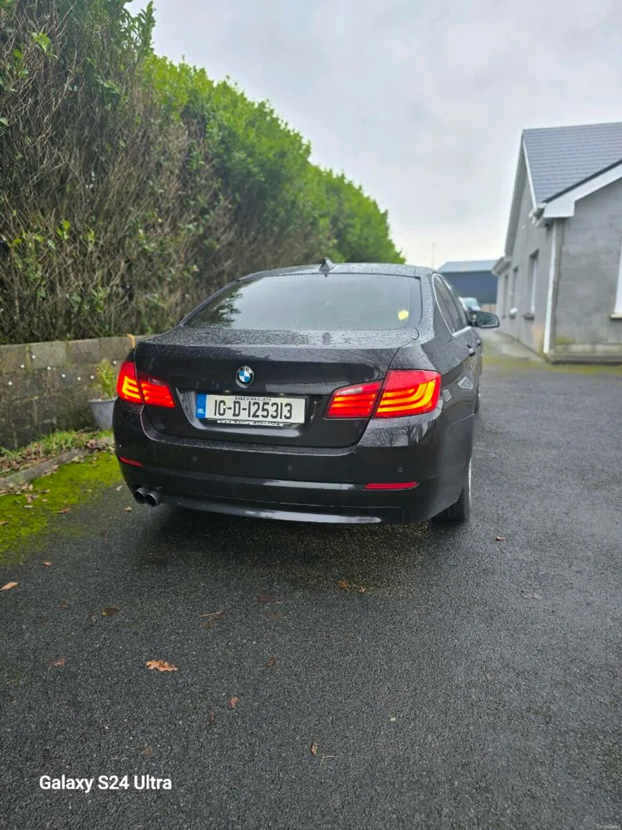 BMW 5-series 2010 Diesel - Image 2