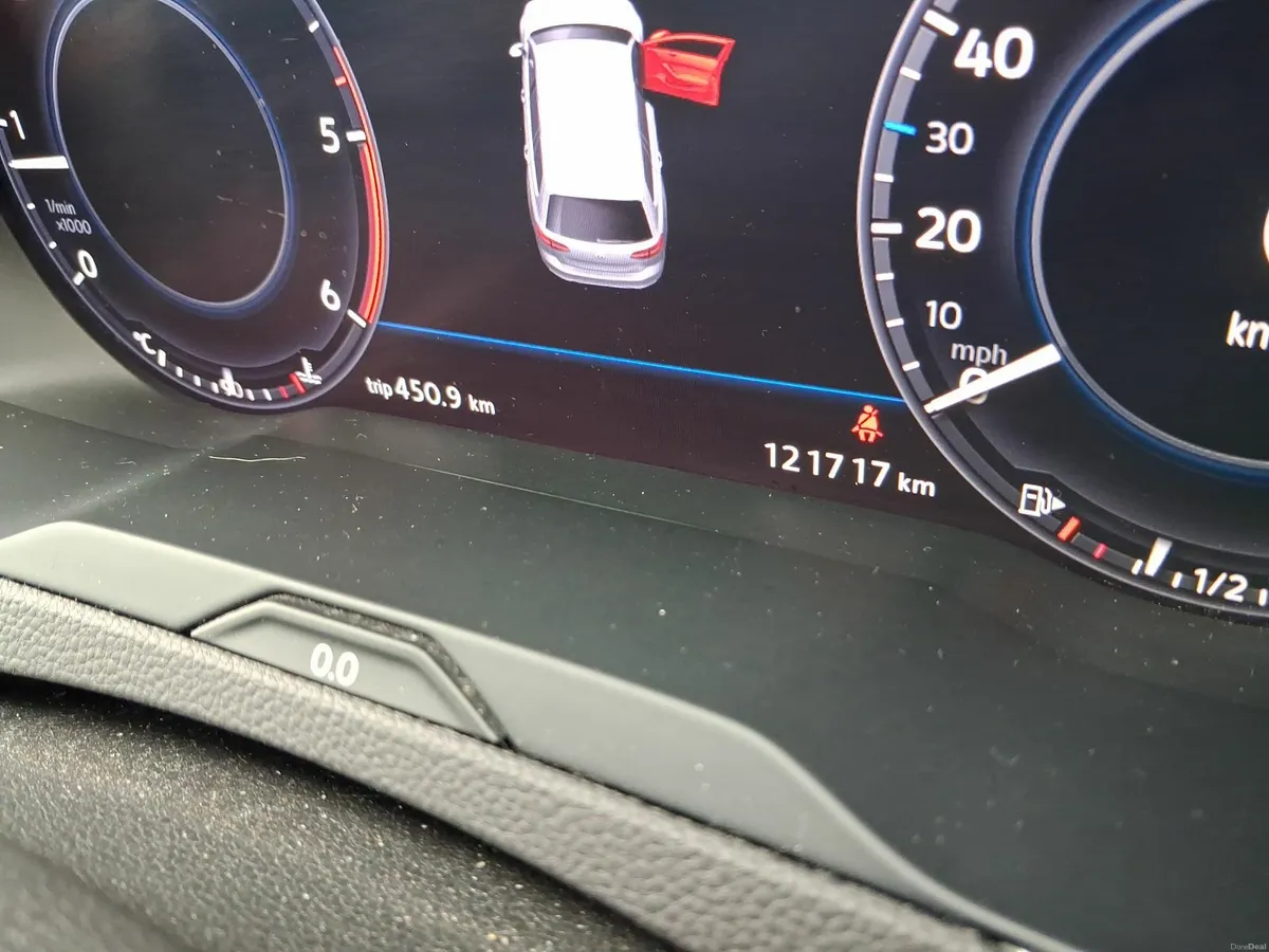 Volkswagen Passat 2017 - Image 3