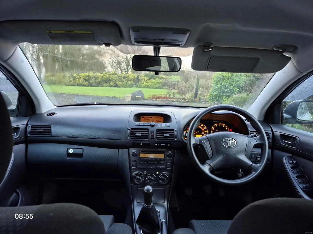 Toyota Avensis 2004 €1450 Ono - Image 1