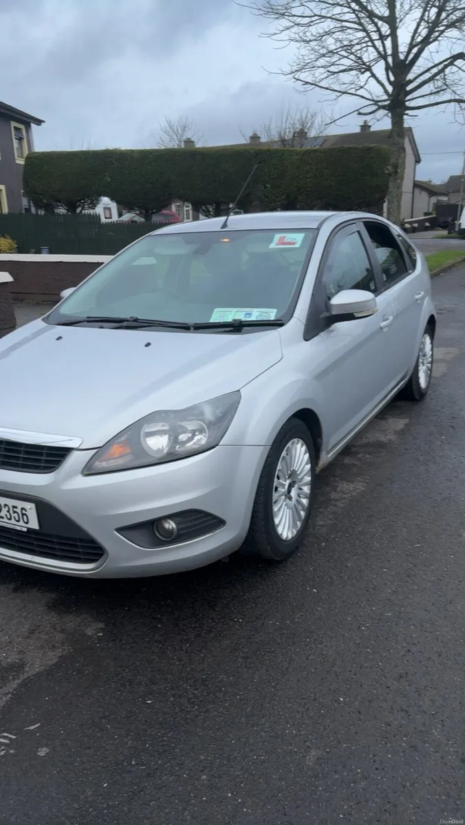 2010 focus titanium €2150 - Image 1