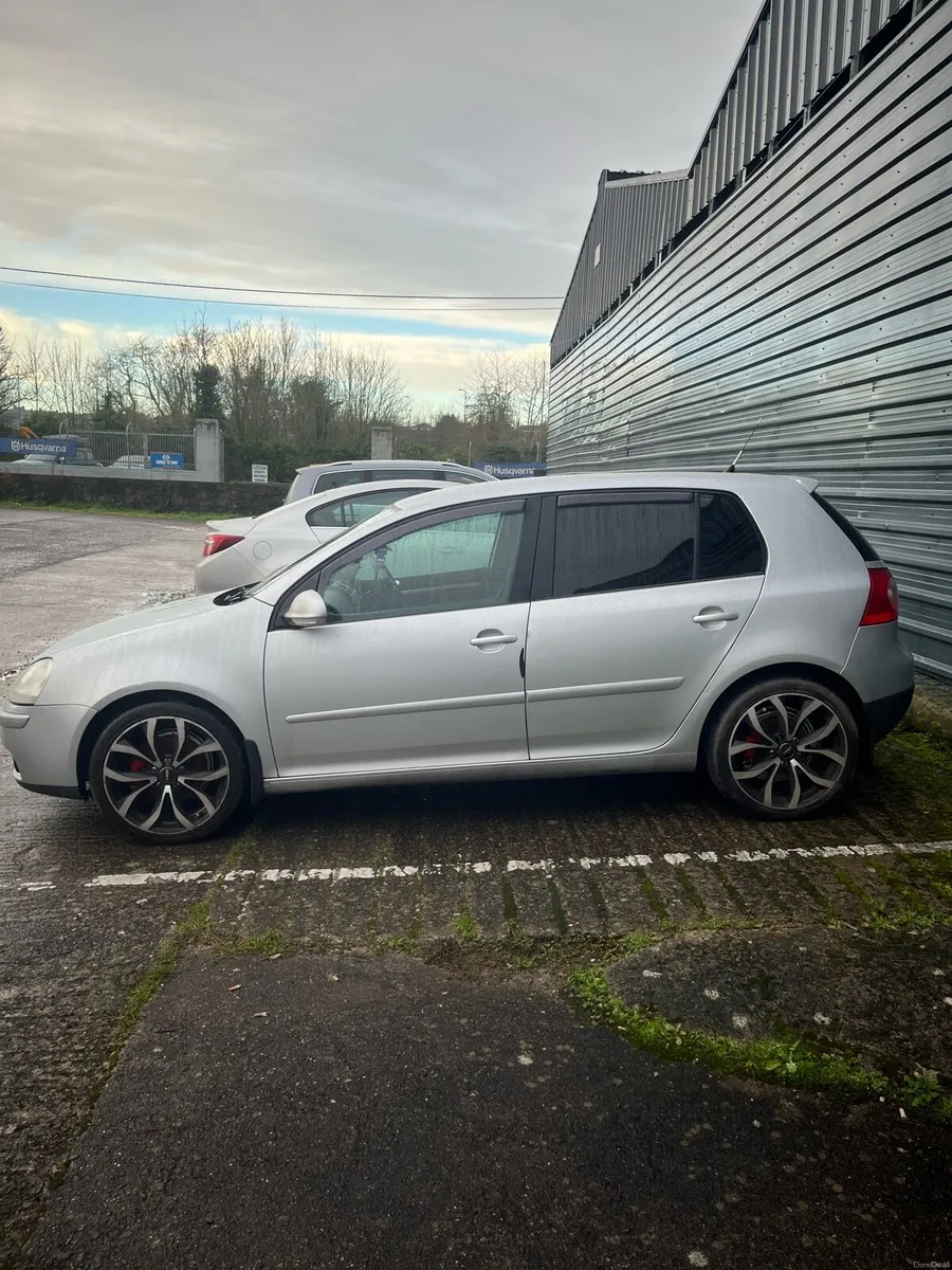 Volkswagen Golf 2008 - Image 1