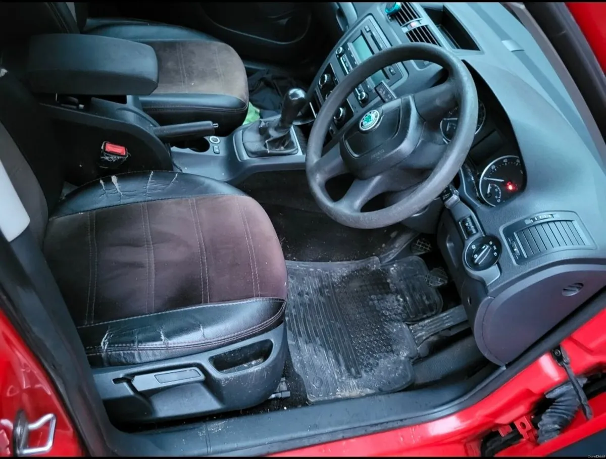 Skoda Octavia 2010 - Image 3