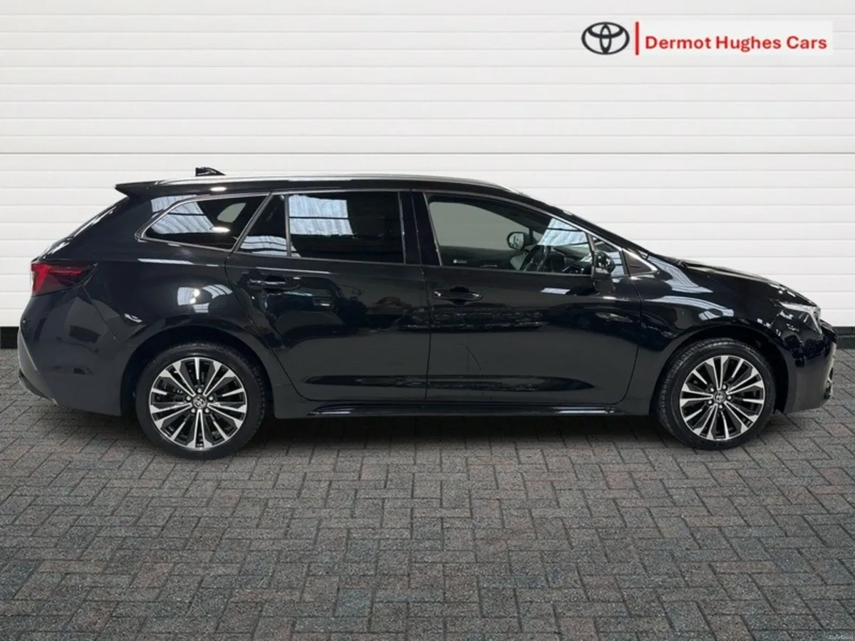 Toyota Corolla HYBRID SOL TS - Image 3
