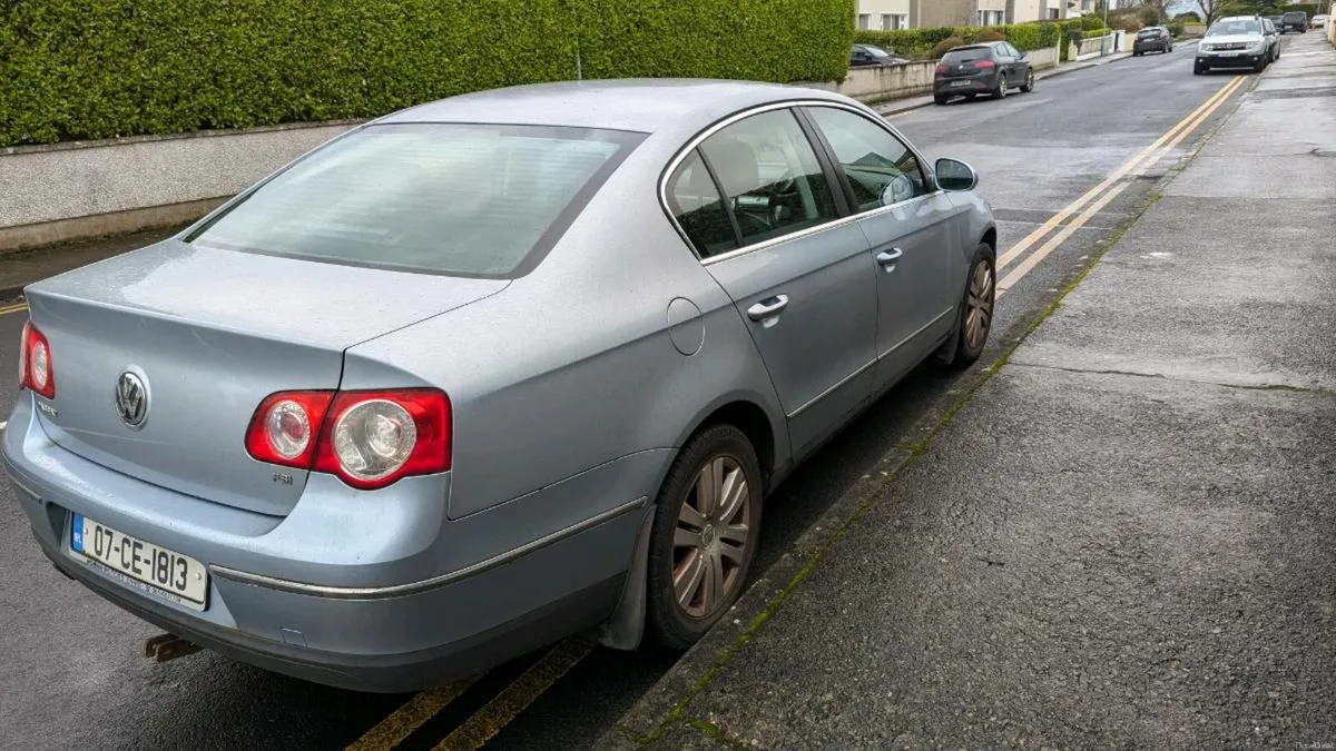 Volkswagen Passat Highline - Image 3