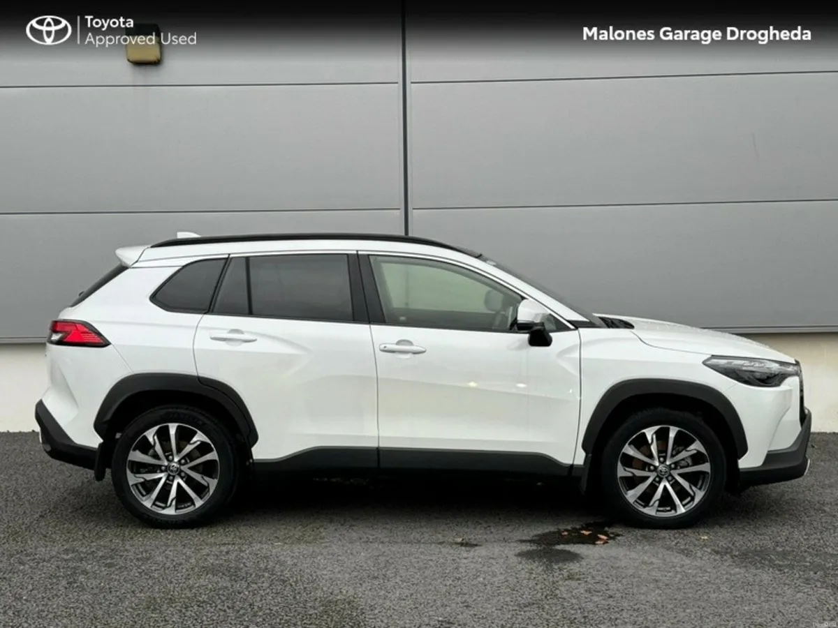 Toyota Corolla Cross 1.8 Sol *High Spec* Call Now - Image 3