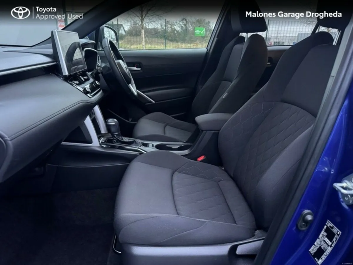 Toyota Corolla Cross 1.8 Hybrid Sport Call Now 041 - Image 6