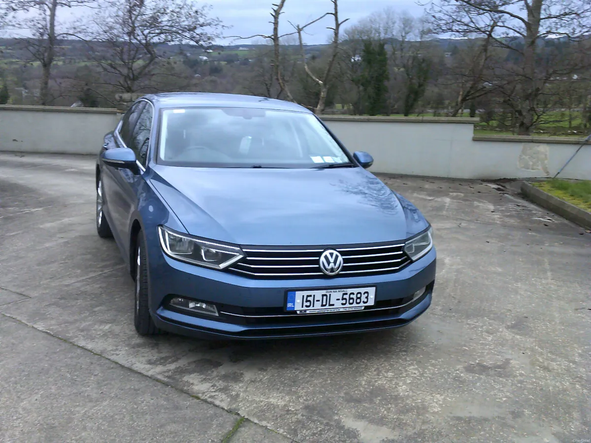 Volkswagen Passat 2015 - Image 2