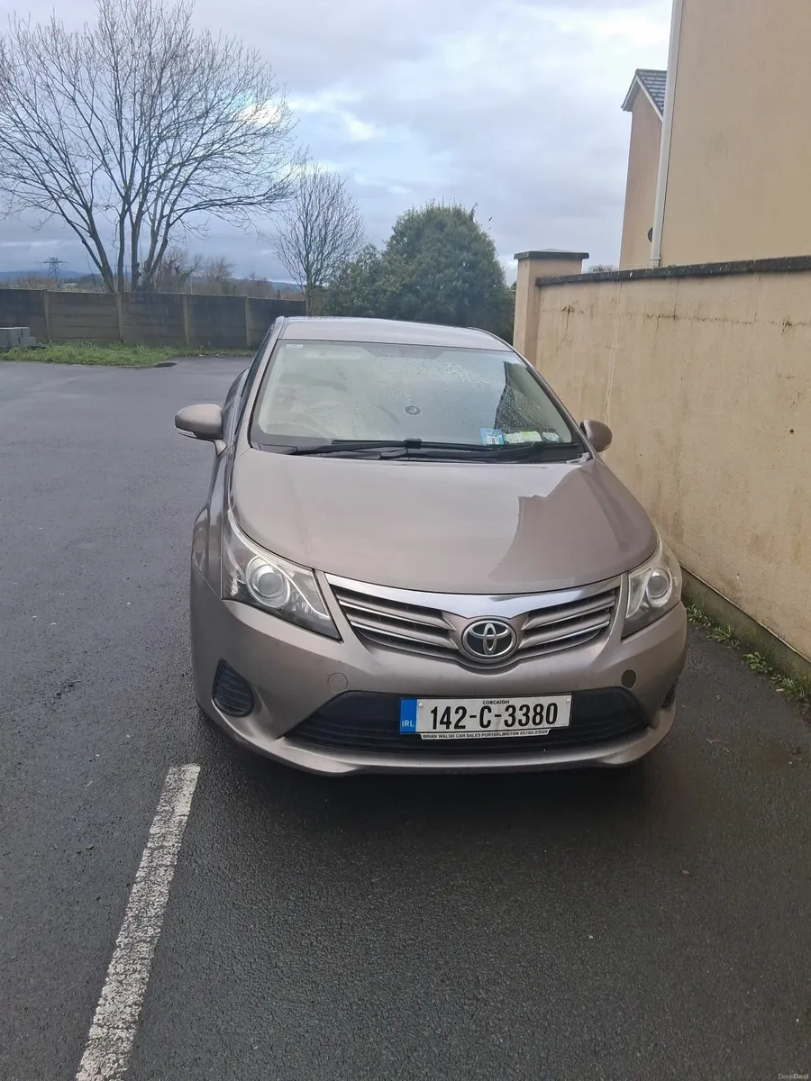 Toyota Avensis 2014 - Image 1