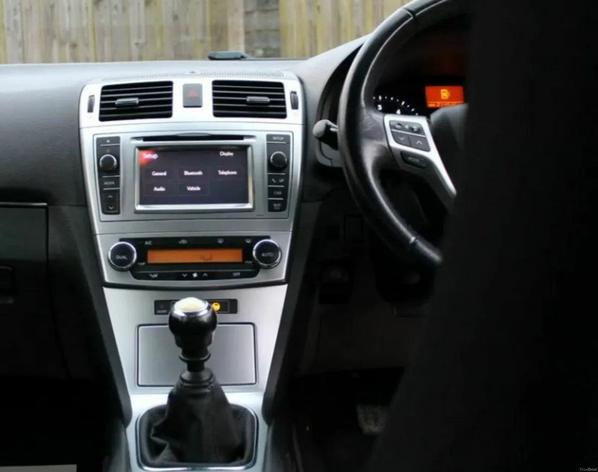 Toyota Avensis 2014 - Image 4