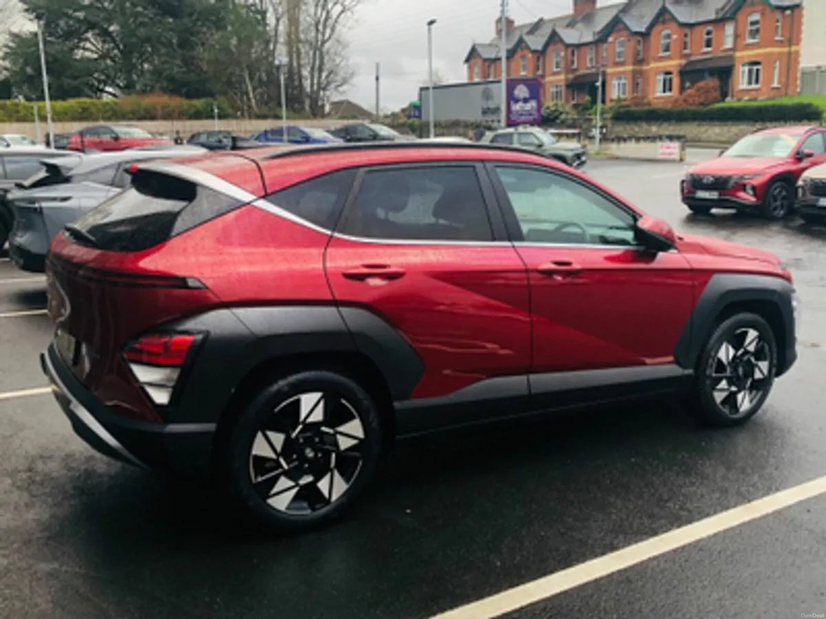 Hyundai KONA Elegance 1.6 Hybrid Automatic - Image 4
