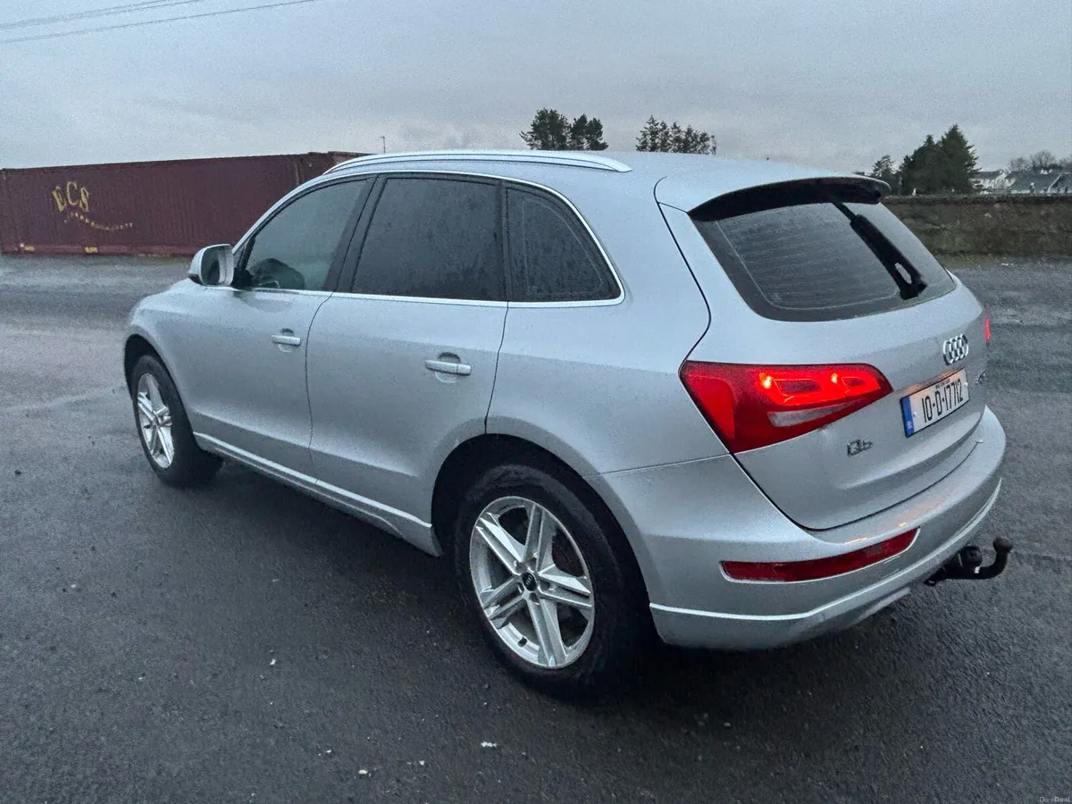Audi Q5 - Image 2