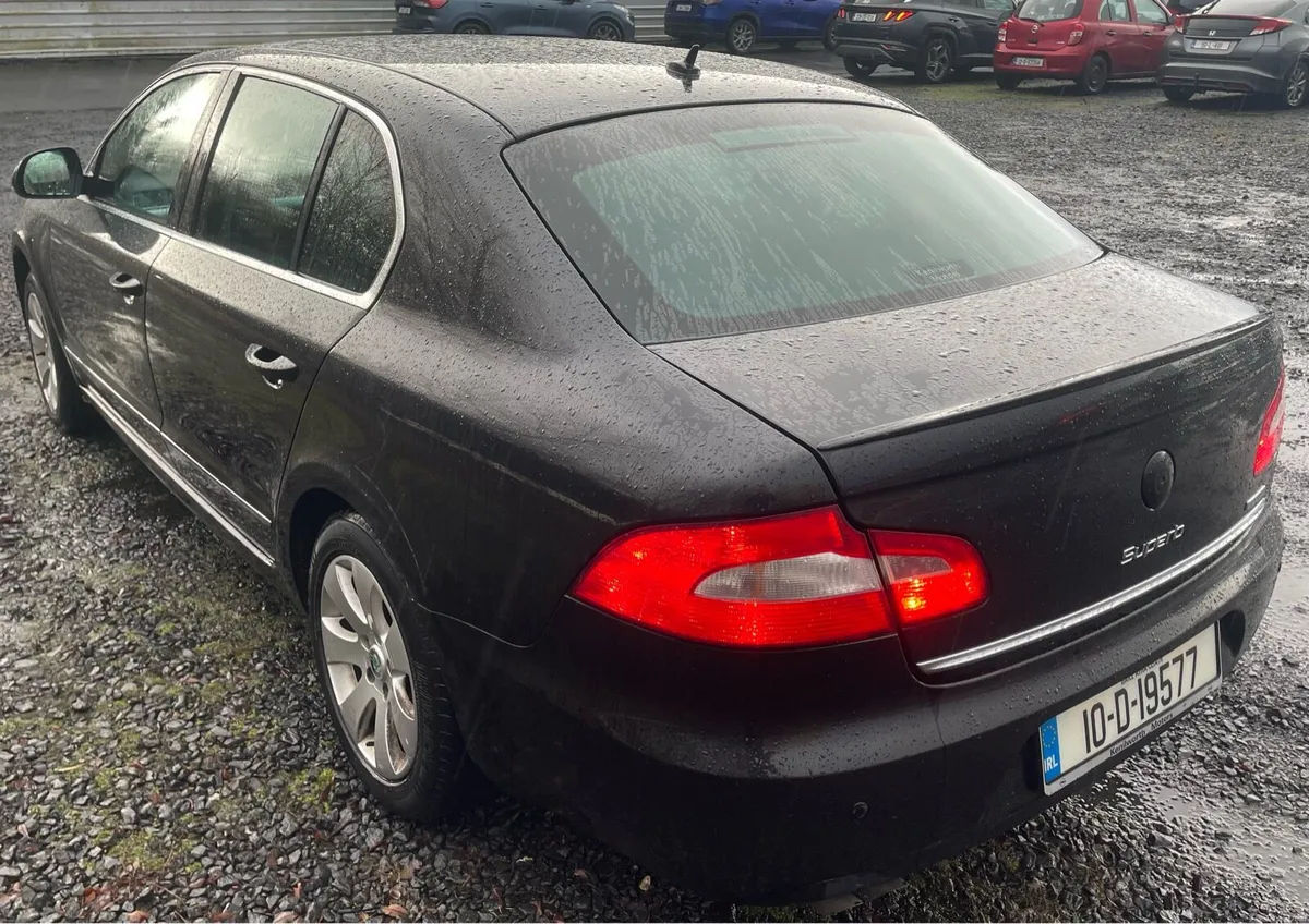 2010 Skoda superb €1650 - Image 3