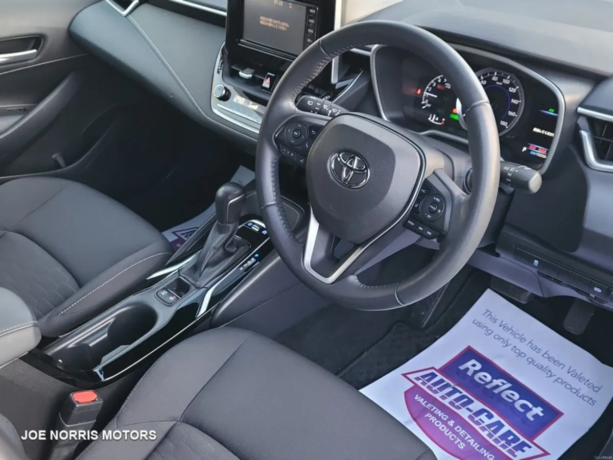 Toyota Corolla 1.8 G Hybrid Sport Automatic - Image 6