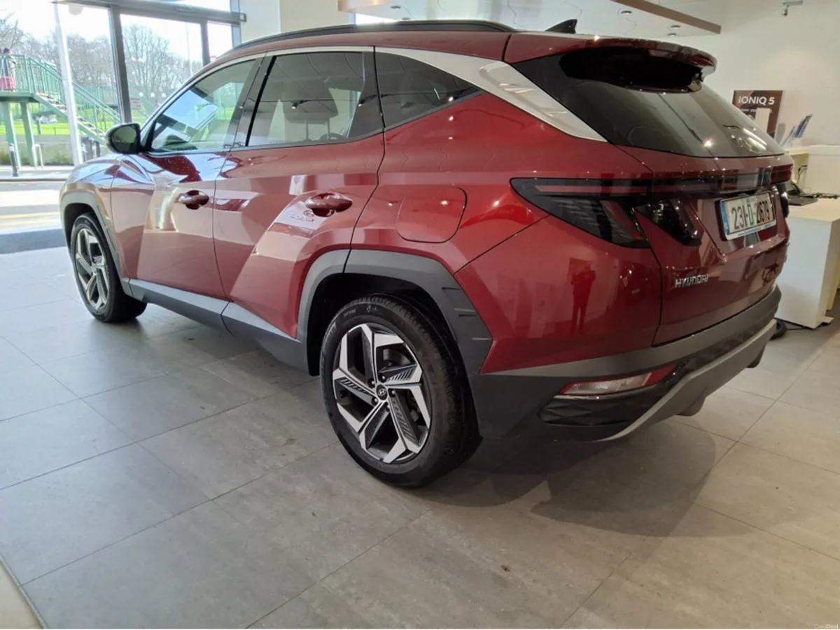 Hyundai Tucson EXECUTIVE PLUS HYBRID ** Very Low K - Image 4