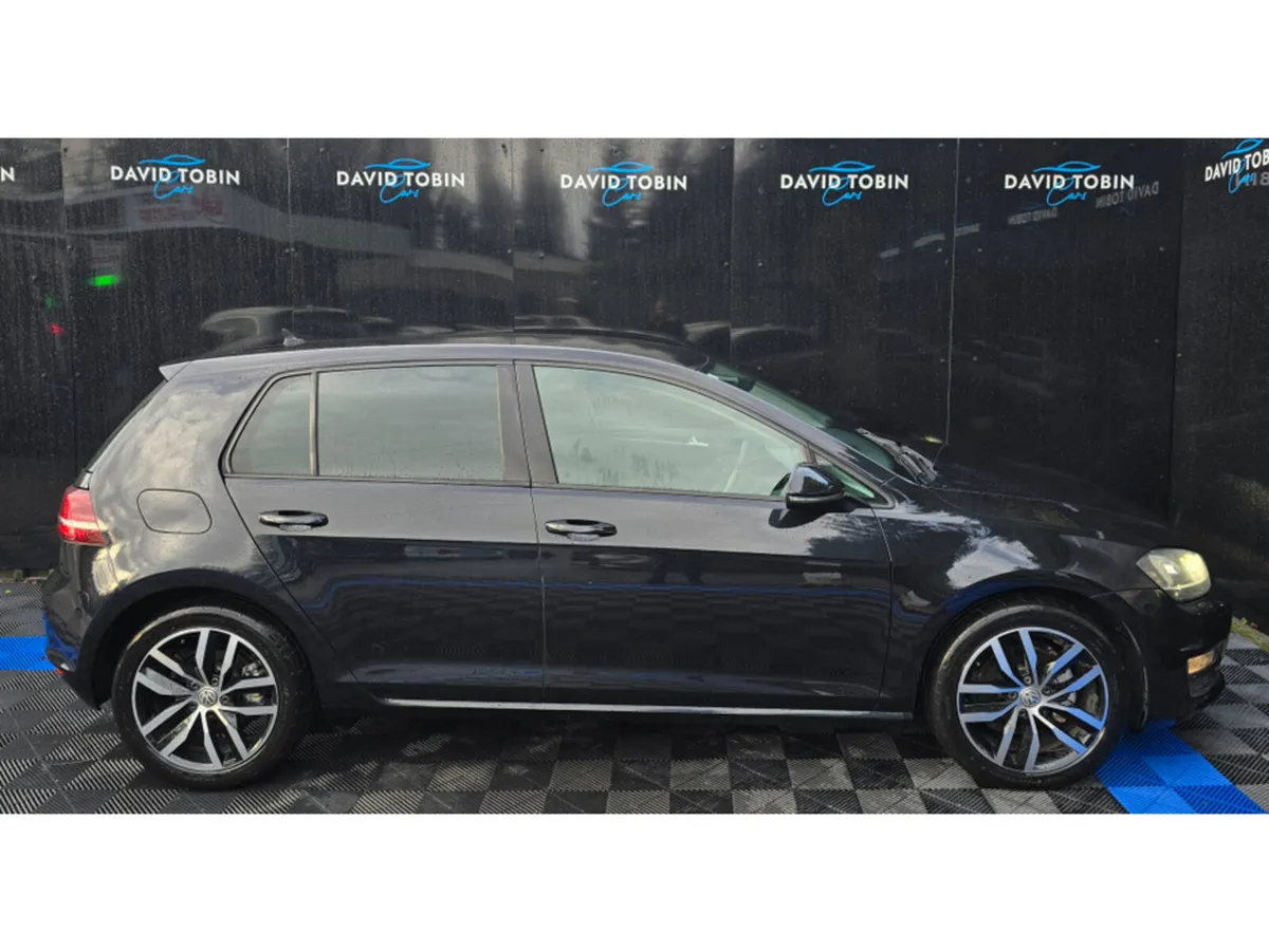 Volkswagen Golf HIGHLINE 1.4 TSI AUTO - Image 4