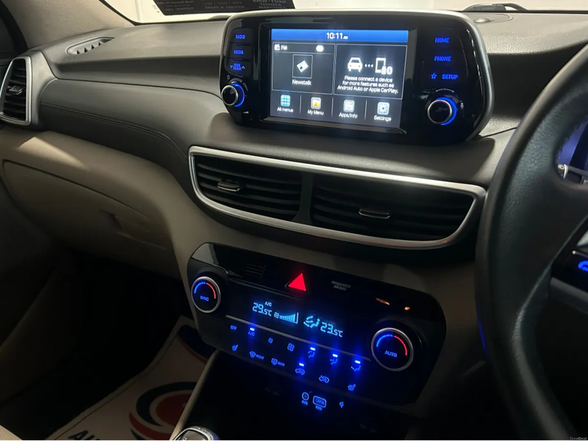 Hyundai Tucson TUCSON EXECUTIVE 1.6 5DR DIESEL - Image 4