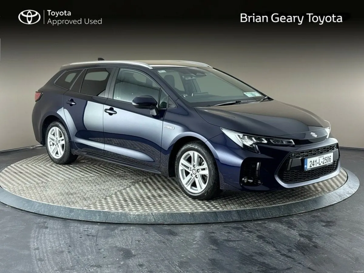 Suzuki Swace HYBRID MOTION CVT - Image 1