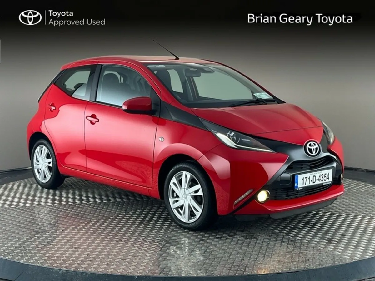 Toyota Aygo X-PLAY Automatic - Image 1