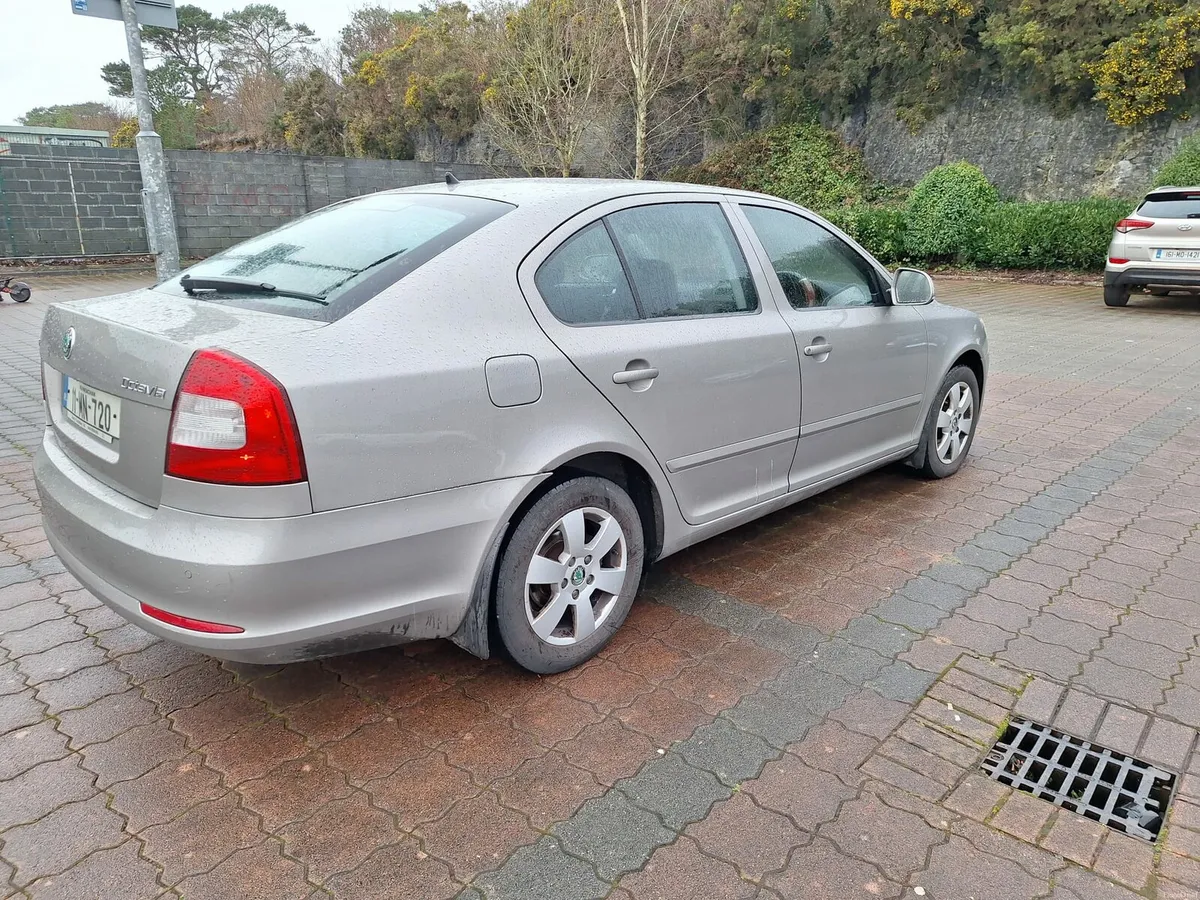 2011 Skoda Octavia 1.6 diesel NCT and tax - Image 4