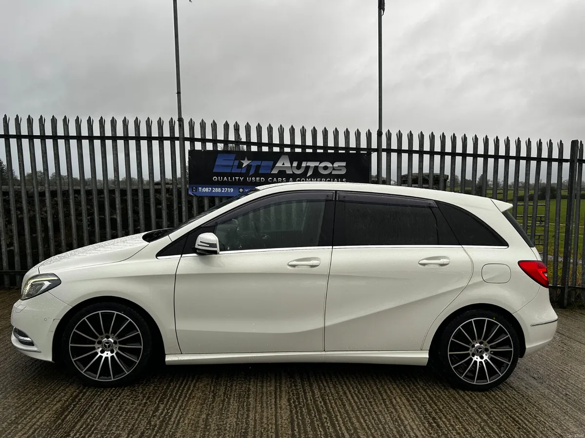 Mercedes-Benz B180 Sport Automatic 1.6 2013 - Image 4