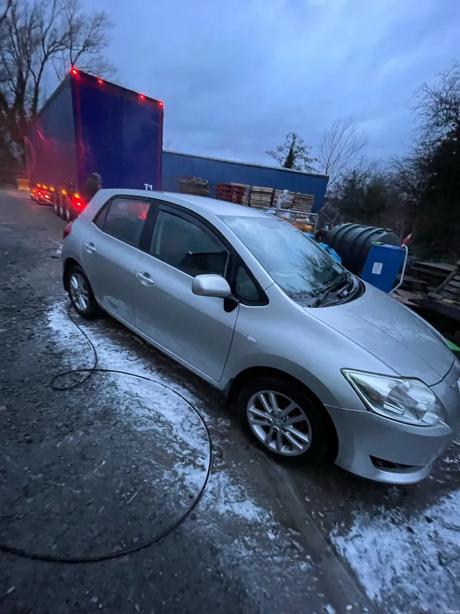 Toyota auris 1.4 - Image 1