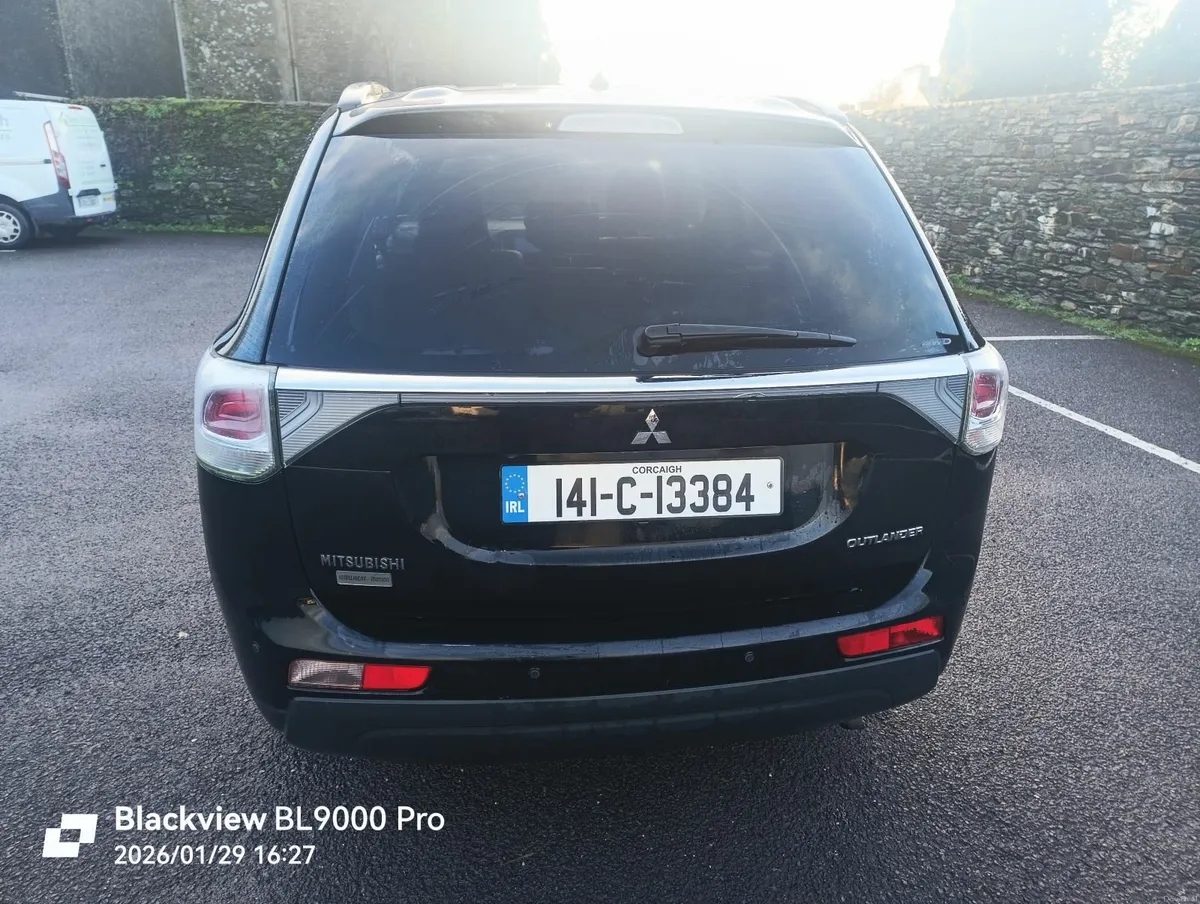 Mitsubishi Outlander 2014 - Image 1