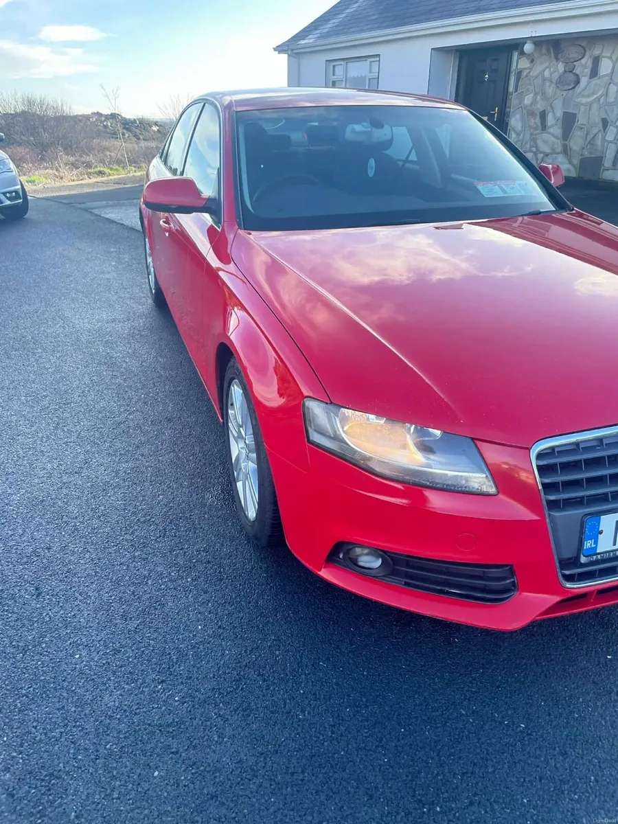 Audi A4 - Image 2
