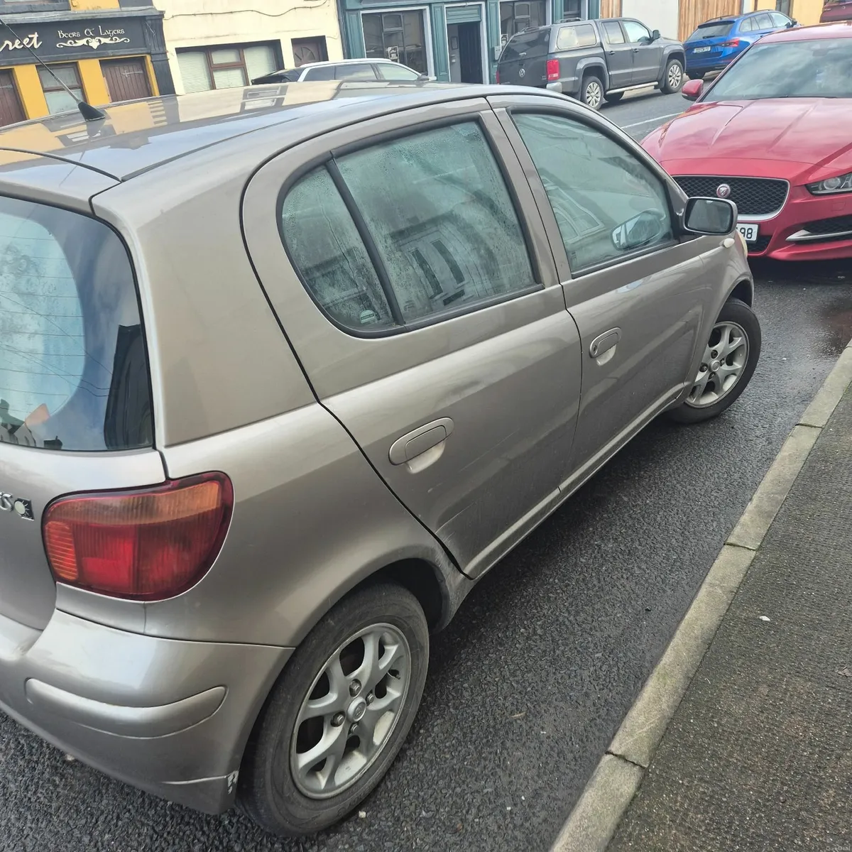 Toyota Yaris 2004 - Image 3