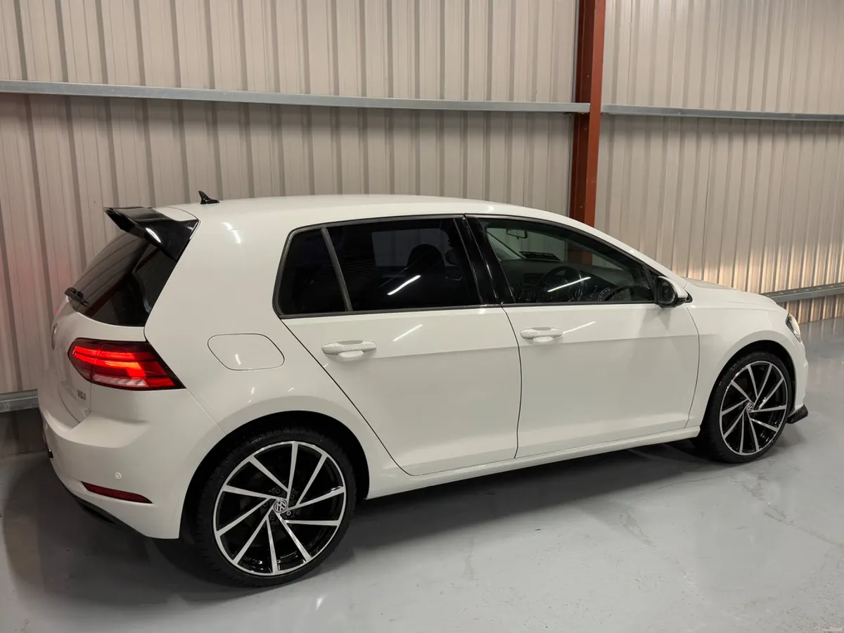 2017 Volkswagen Golf 1.6TDI - Image 4