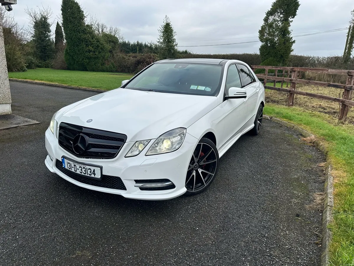 Mercedes Benz E250 Sport Auto - Image 2