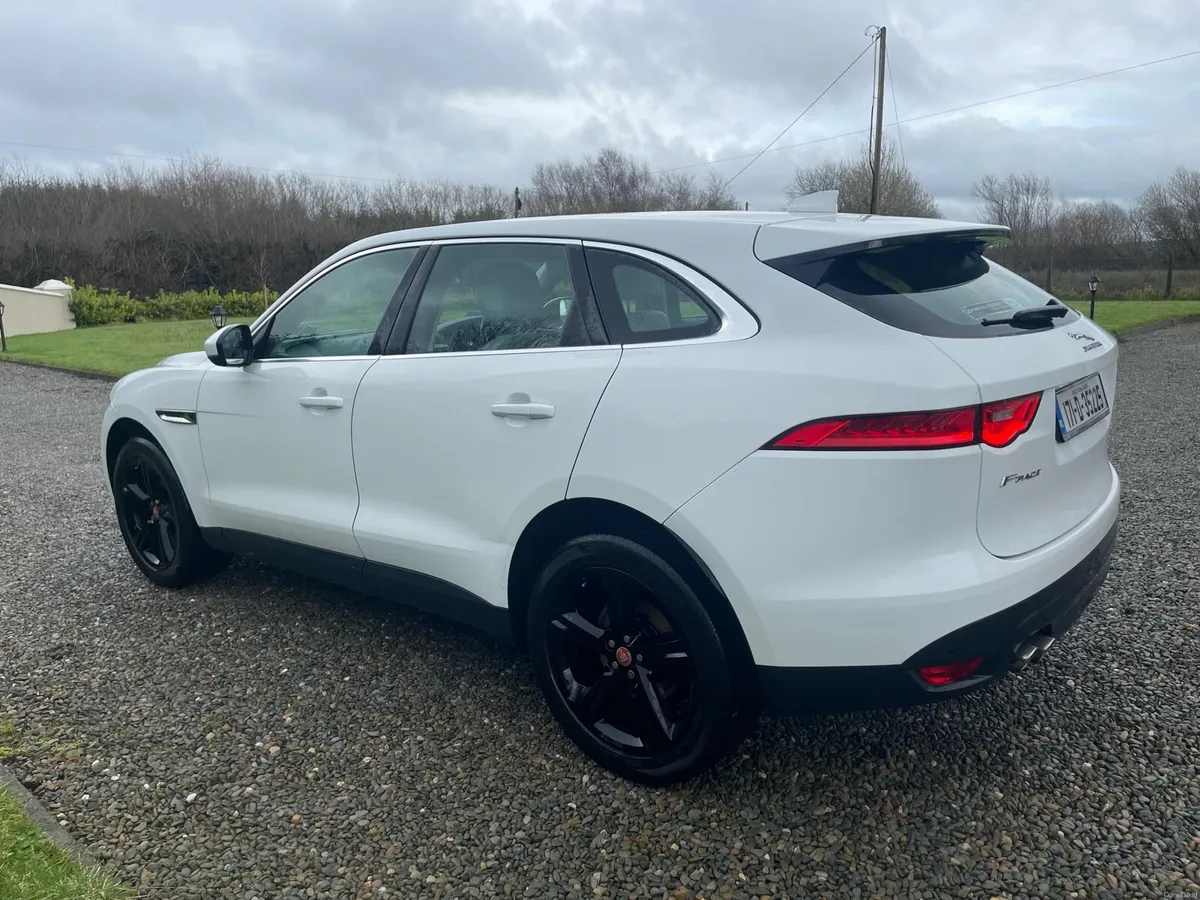 Jaguar F Pace AWD Prestige - Image 4