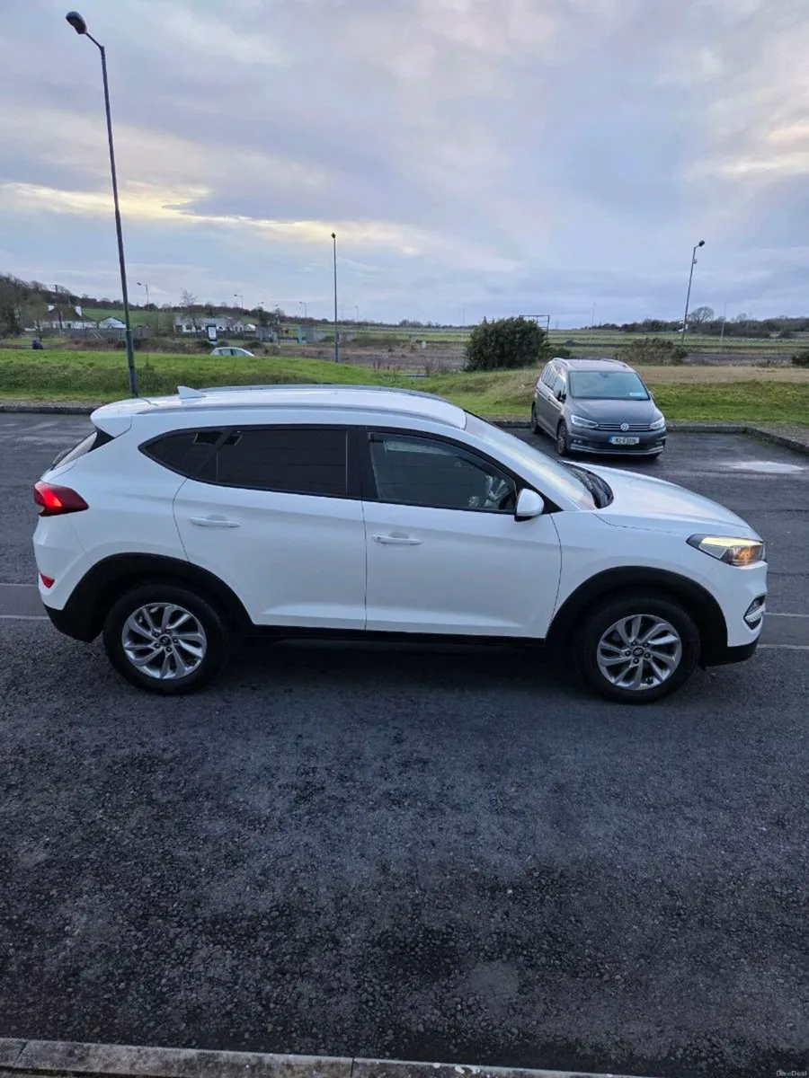 HYUNDAI TUCSON 2016 - Image 4