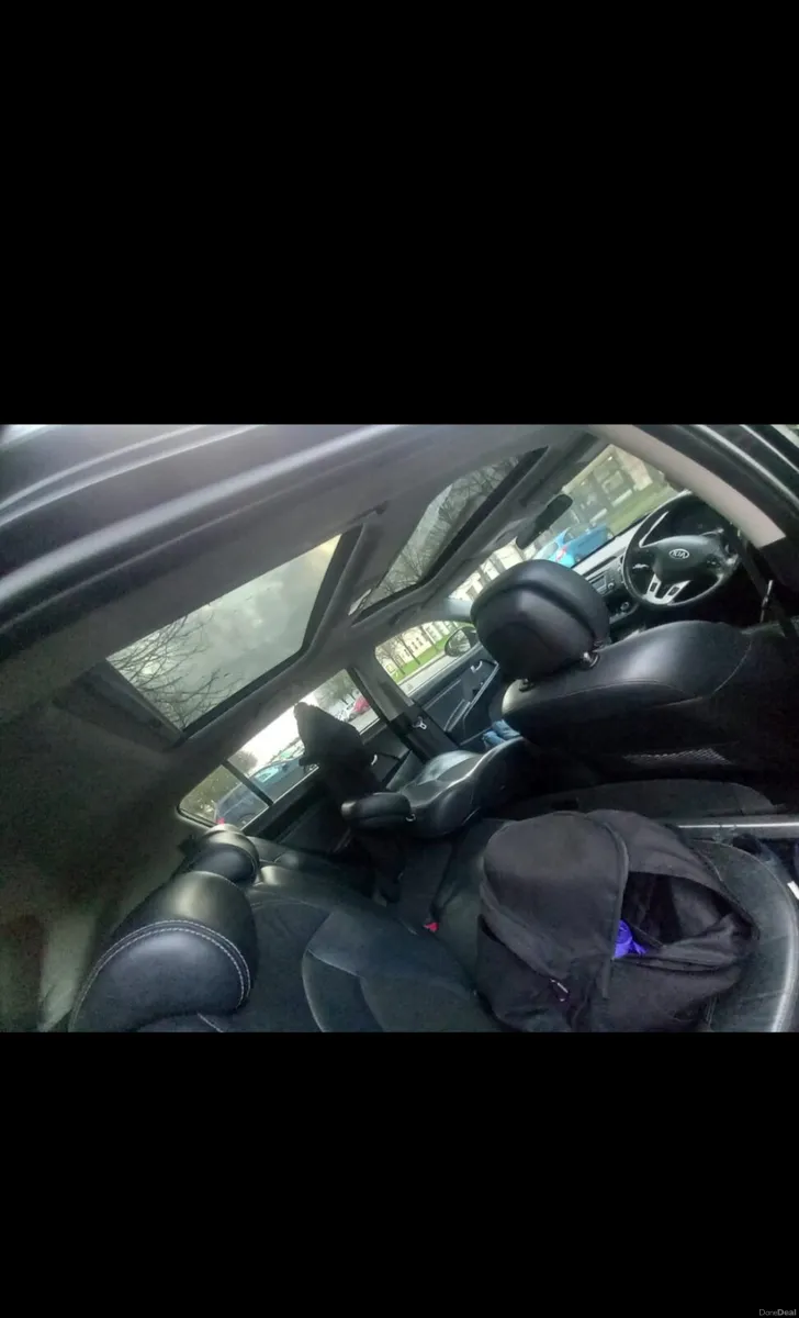 Kia Sportage 2011 1.7crdi - Image 3