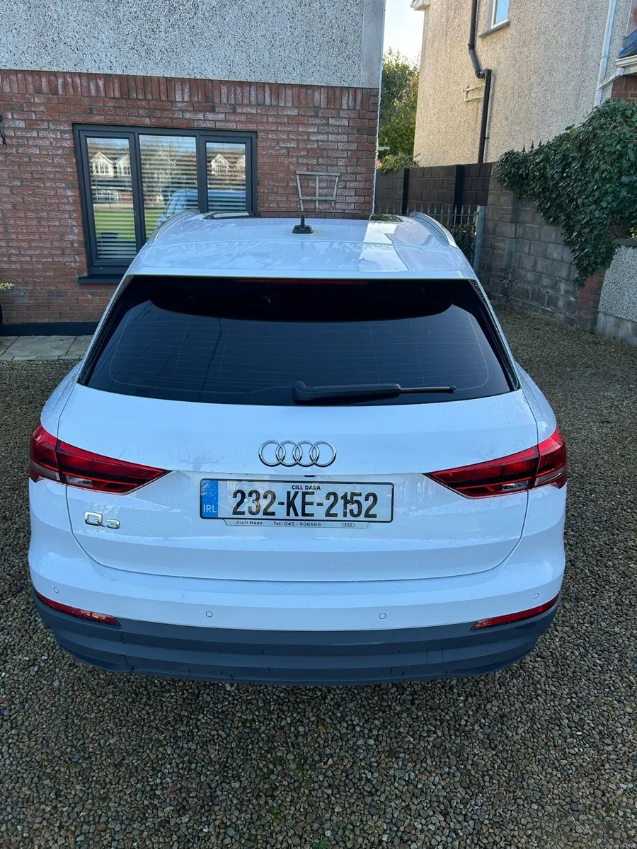 Audi Q3 Hybrid 232 - Image 2