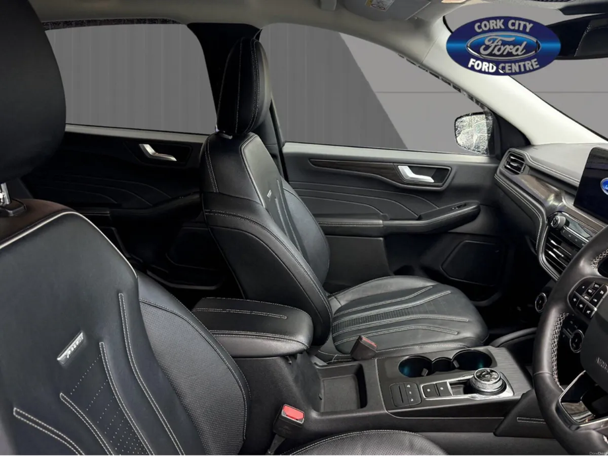 Ford Kuga VIGNALE 2.5 PHEV 225 S6.2 C - Image 4