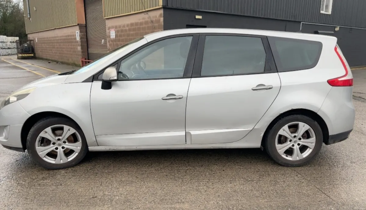 Renault Grand Scenic Low Mileage NCT + Tax - Image 4