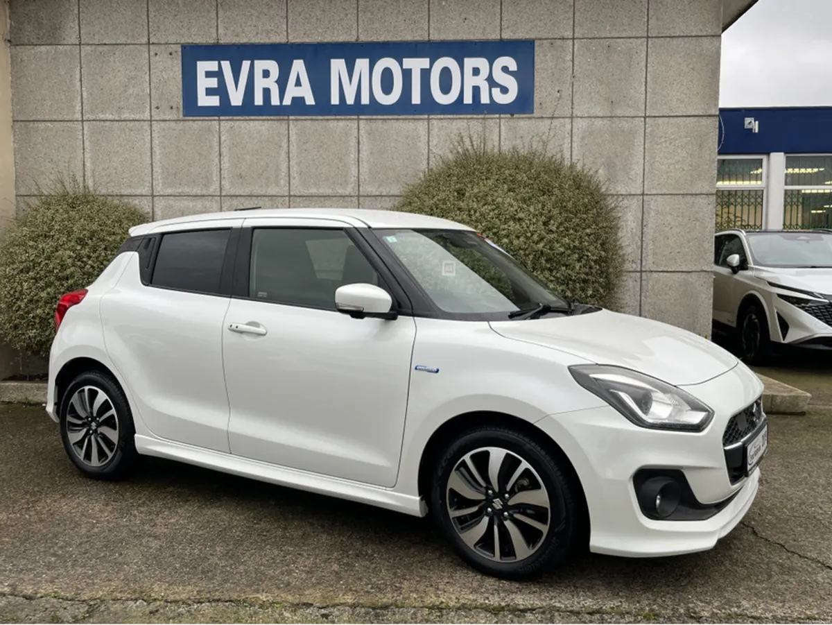Suzuki Swift RS AUTOMATIC 1.2 PETROL //REVERSE CAM - Image 3