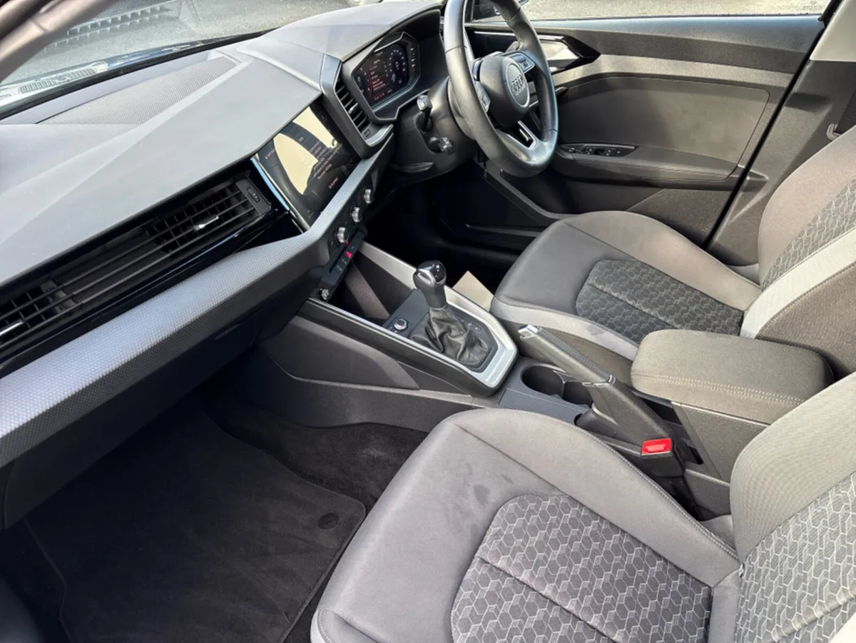 Audi A1 AUTO IRISH CAR 110HP S S-TRONIC LINE - Image 3