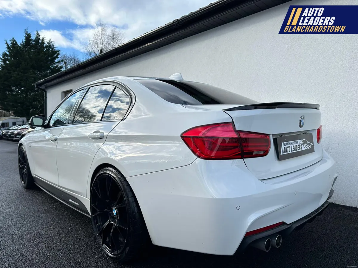 BMW 320D F30 M SPORT AUTO SERVICE HISTORY - Image 4