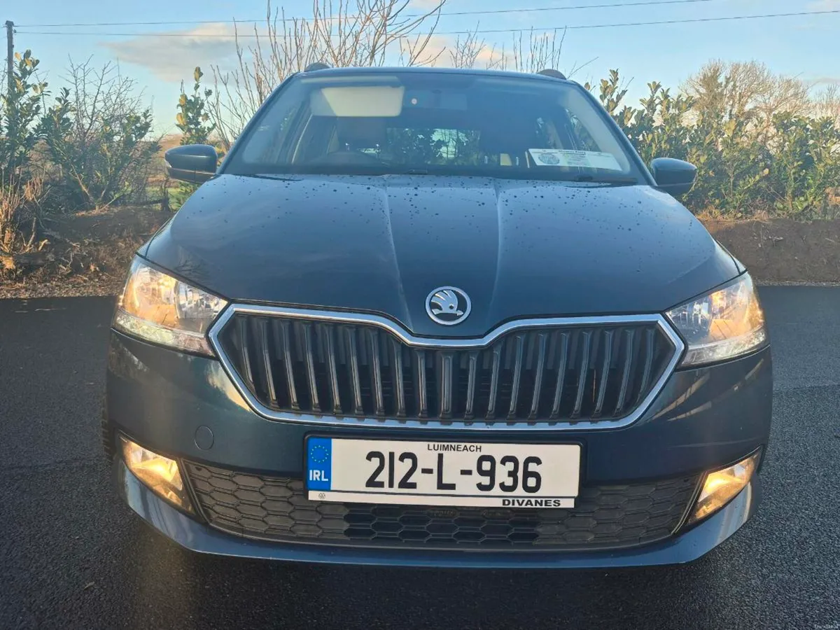 Skoda Fabia Estate 1.0TSI 95HP - Image 2