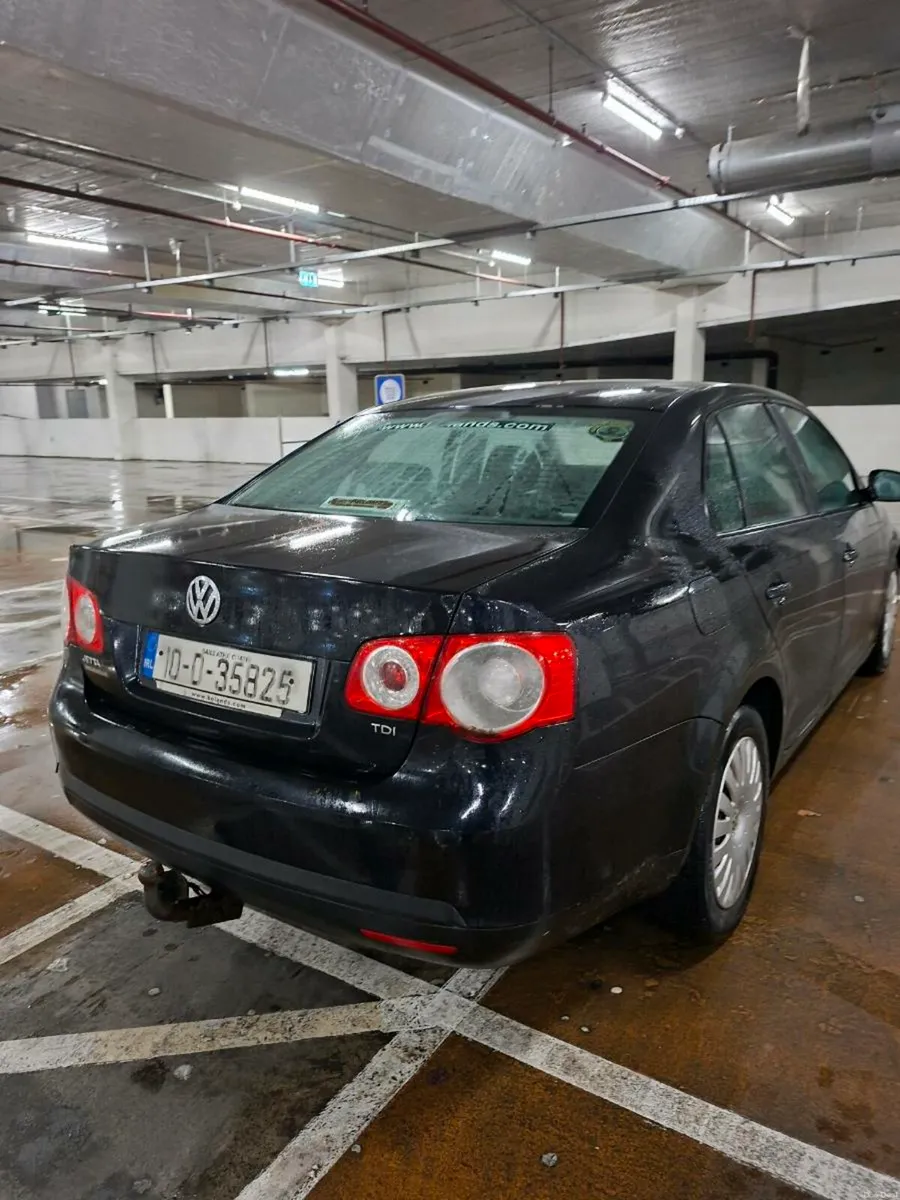 VW JETTA 2010 - Image 4