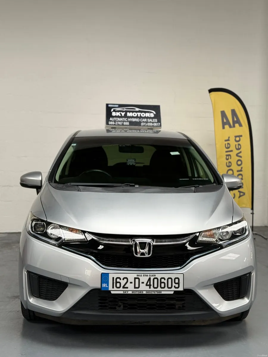 2016 Honda Fit 1.5 Hybrid Auto 32K Miles - Image 2