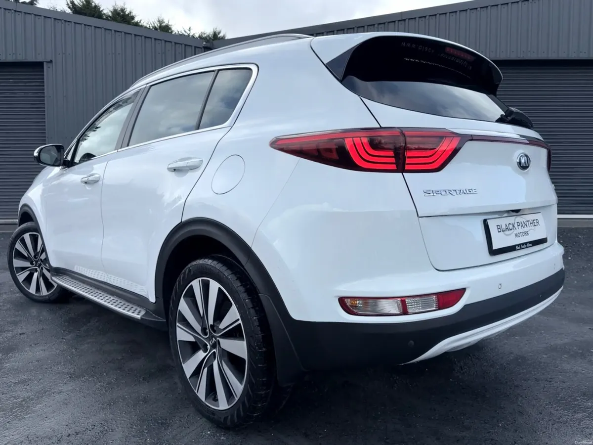 Kia Sportage 161’ GSE 1.7 LOW MILEAGE/HIGH SPEC - Image 3