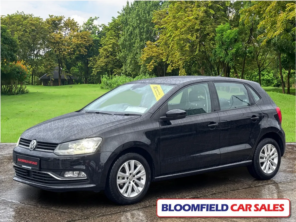 Volkswagen Polo 1.2 , AUTO // EXTREMELY LOW MILEAG - Image 3